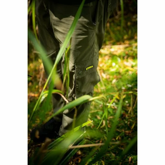 RidgeMonkey APEarel Dropback Cargo Pants Vert 6 RidgeMonkey APEarel Dropback Cargo Pants Vert – Image 4